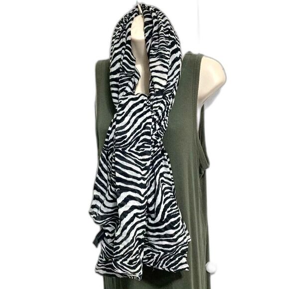 ZEBRA Sarong Beach Cover Black White Up Call of the Wild 68 x 45 inches - Picture 6 of 8